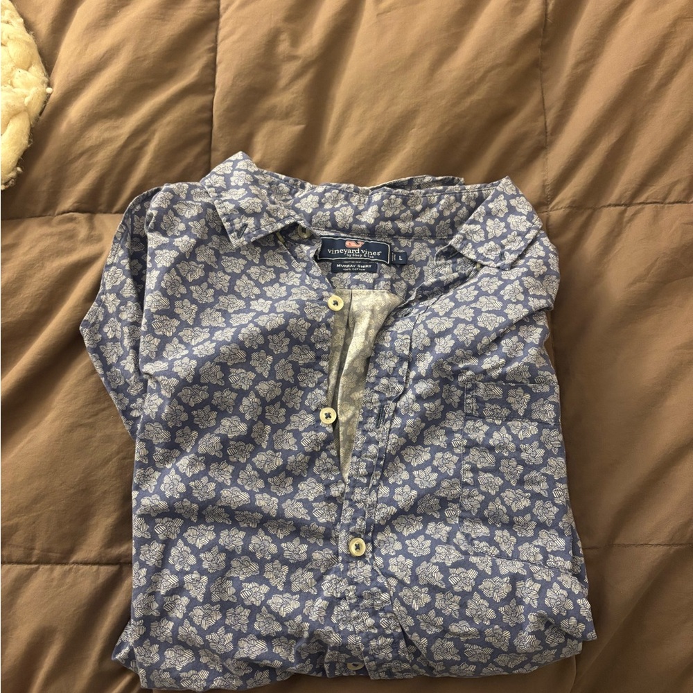 Vineyard Vines Men's Blue and White Floral Shirt